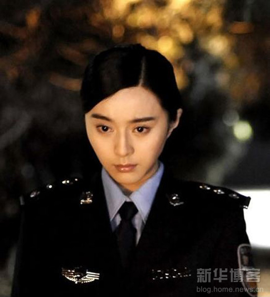 組圖：嬌柔女星軍裝照 誰最惹人愛？
