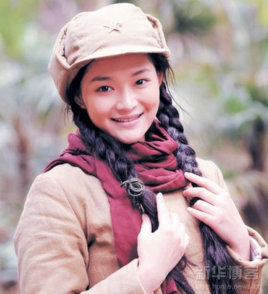 組圖:嬌柔女星軍裝照 誰(shuí)最惹人愛(ài)?