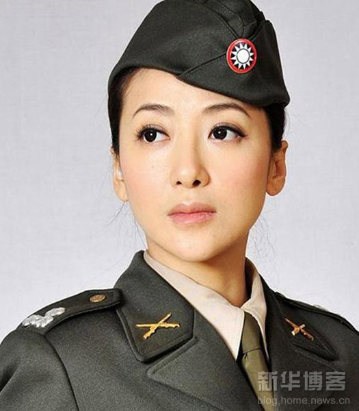 組圖：嬌柔女星軍裝照 誰最惹人愛？