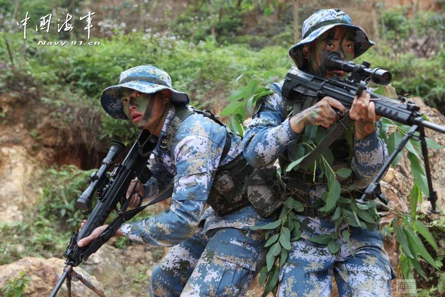 探秘：海軍狙擊手錘煉百發(fā)百中神技