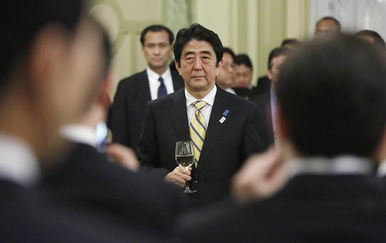 安倍與奧巴馬首次會(huì)晤 稱(chēng)無(wú)意激化中日領(lǐng)土爭(zhēng)端