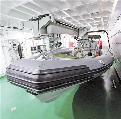 專家解讀國(guó)產(chǎn)新型護(hù)衛(wèi)艦：電磁兼容和隱身性能突出