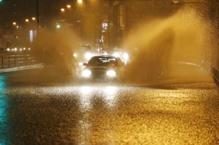 日本暴風極端天氣已致3人死亡