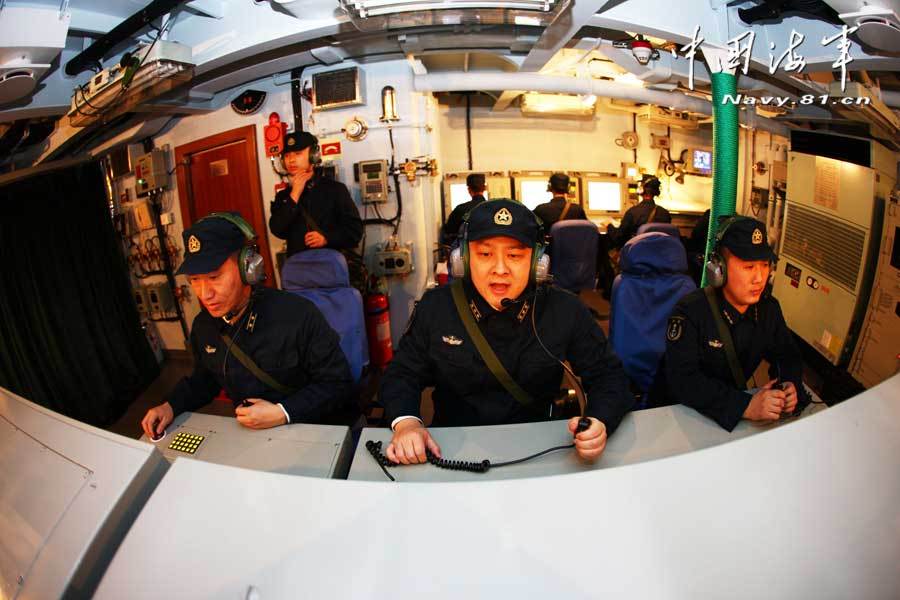 中國海軍特混編隊(duì)在東海訓(xùn)練海空作戰(zhàn)