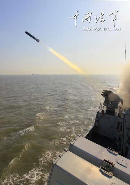 東海艦隊隱身戰(zhàn)艦群強磁干擾下練編組作戰(zhàn)