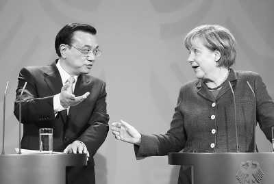 李克強(qiáng)在德國(guó)訪問(wèn)再提歐盟雙反調(diào)查損人不利己