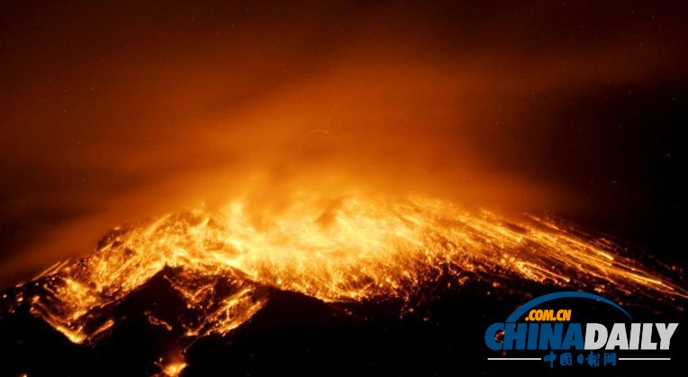 通古拉瓦火山噴出大量火山灰 厄瓜多爾發(fā)布橙色預警