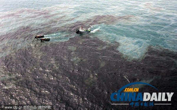 泰國發(fā)生漏油事故 50至70噸原油流進(jìn)海洋（組圖）