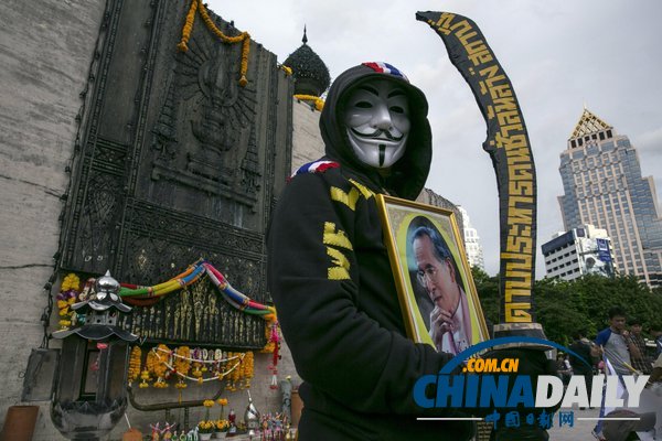 泰國再現(xiàn)反政府示威集會(huì) 數(shù)千人參加（組圖）