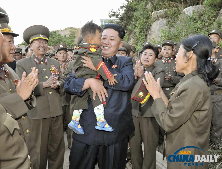 金正恩再次訪問曾炮擊延坪島的朝鮮部隊（高清組圖）