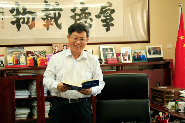 高層智囊遲福林： 中國(guó)五位一體改革必順應(yīng)人民“共富”愿望