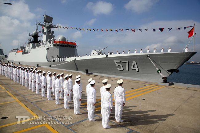【盤點(diǎn)】中國(guó)海軍一年入列的17艘軍艦