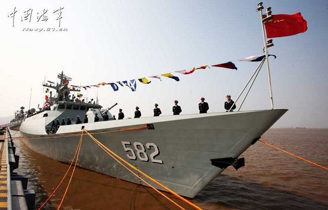 【盤點(diǎn)】中國(guó)海軍一年入列的17艘軍艦