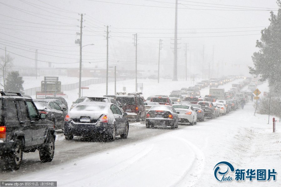 美國南部遭遇災(zāi)難性暴風雪：大雪厚冰前所未有