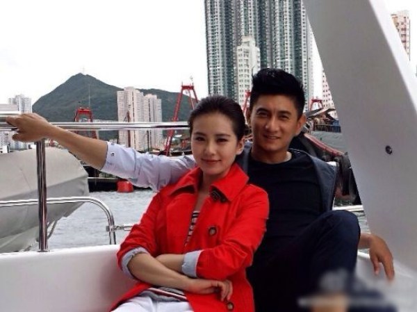 吳奇隆劉詩詩17歲之差 港臺大叔都愛找內(nèi)地嫩妻？