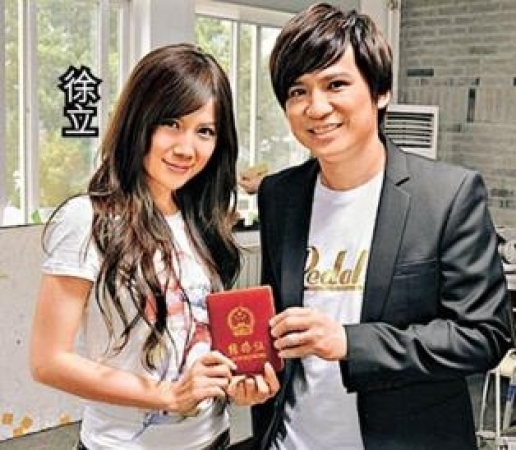 吳奇隆劉詩詩17歲之差 港臺(tái)大叔都愛找內(nèi)地嫩妻？