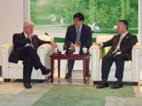 法國(guó)駐華大使蘇和先生訪問(wèn)復(fù)旦