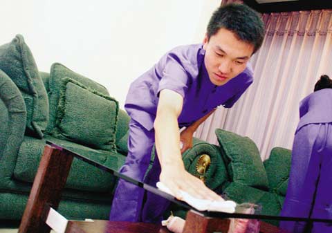 沈陽(yáng)乍現(xiàn)仨“大學(xué)生保姆”