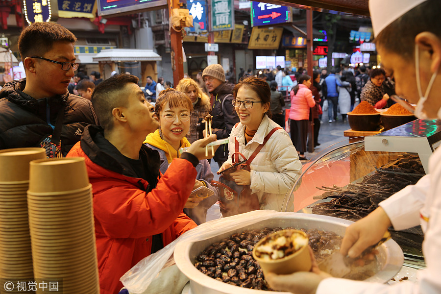 春節(jié)不知道去哪玩？國內(nèi)十大熱門城市走起！（組圖）