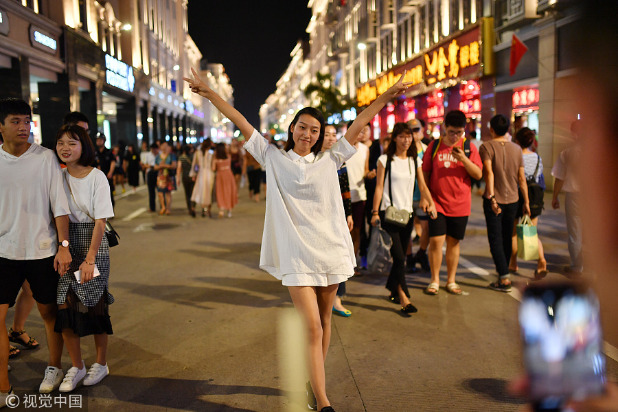 春節(jié)不知道去哪玩？國內(nèi)十大熱門城市走起！（組圖）