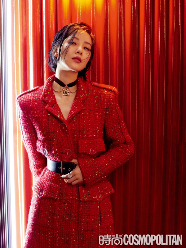 過年啦！來和明星學(xué)學(xué)怎樣穿紅衣最好看（組圖）