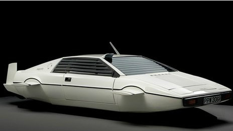 007系列片中的潛艇汽車將被拍賣