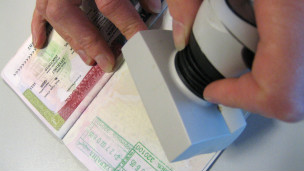 留英解析：沒有護(hù)照的囧困生活