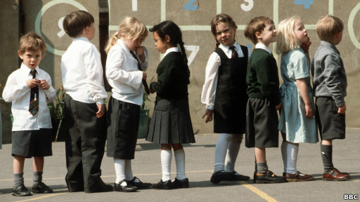 漫話英倫：孩子幾歲開始上學(xué)最好？