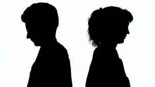 Ring the divorce lawyer! 沒戒指：婚姻失敗？