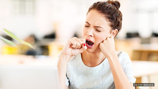 Why we yawn 我們?yōu)槭裁创蚬罚? title=