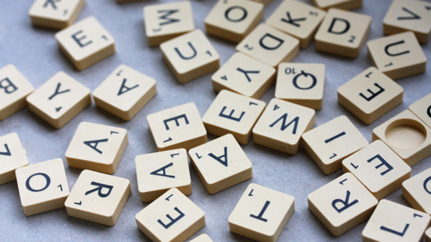 Present simple and present continuous 一般現(xiàn)在時和現(xiàn)在進行時的區(qū)別