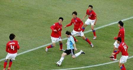 Messi VS Maradona 梅西能否成為馬拉多納第二？