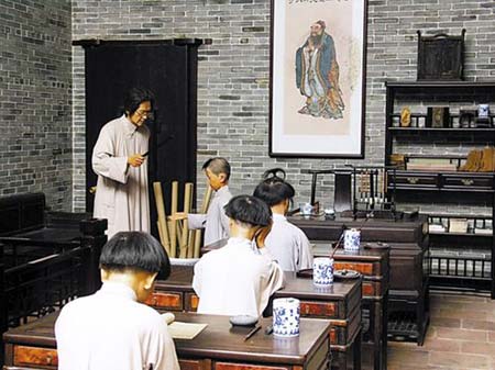 少兒私塾，成人童話的投射