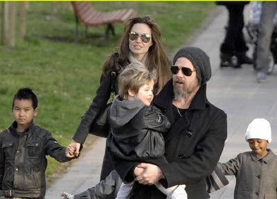 盤(pán)點(diǎn)好萊塢那些未婚生子的明星們