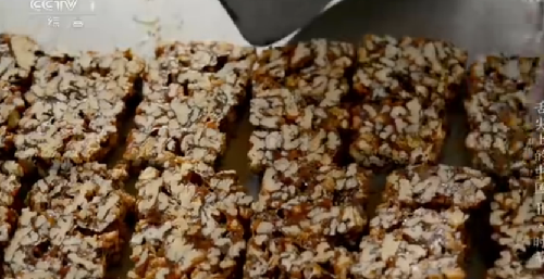 “舌尖上的中國(guó)2”美食英文說法搶鮮看之三（組圖）