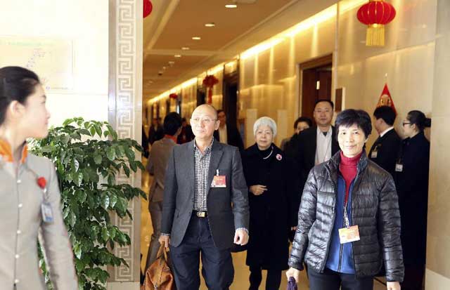 鐘南山：中國(guó)治霾十年可見成效