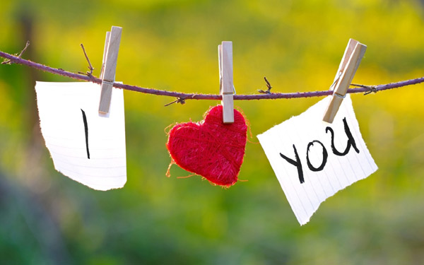 用英語(yǔ)說情話：傾訴“I love you”的99種方式