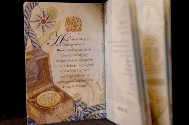 英新護照設計發(fā)布 你能認出多少英國風物人情？