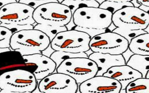 熊貓潛伏雪人中，你找到它了嗎？