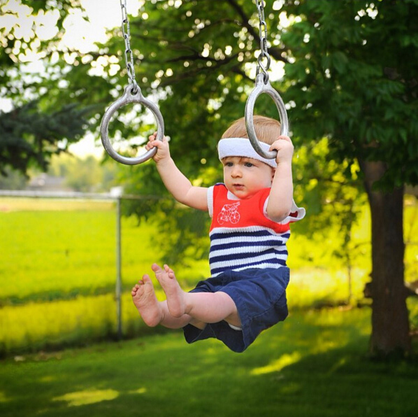 美國攝影師上傳萌娃鬧奧運(yùn)組照走紅網(wǎng)絡(luò)（組圖）