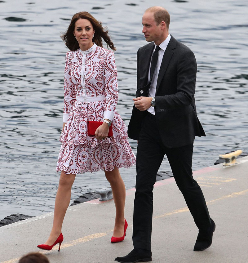 威廉凱特一家四口開啟加拿大之旅（組圖）