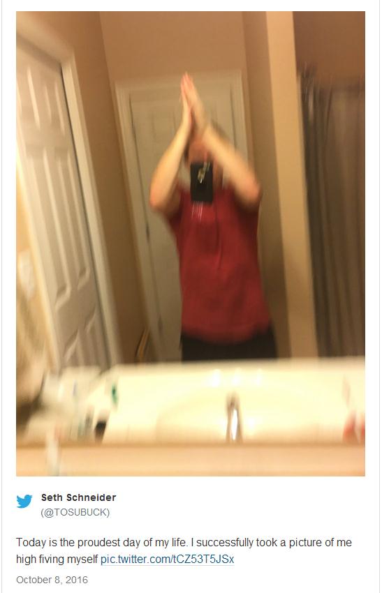 “擊掌自拍”成新招！