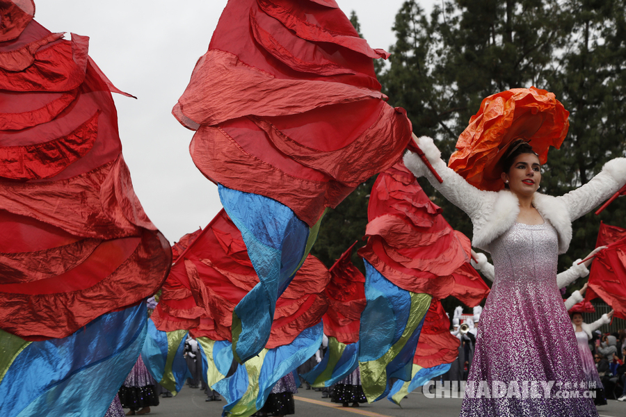“孫悟空”、“小王子”花車亮相美國玫瑰花車大游行（組圖）