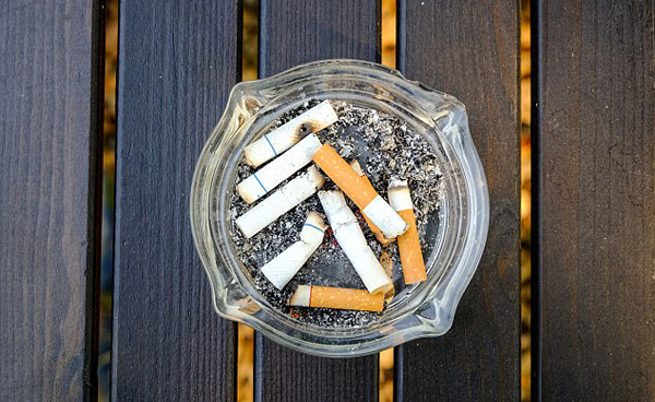沒(méi)聽(tīng)過(guò)三手煙？那你肯定不知道它的危害有多大！