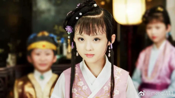 小戲骨版《紅樓夢》演技炸裂，眼角眉梢都是戲，哪個萌娃最得你心？