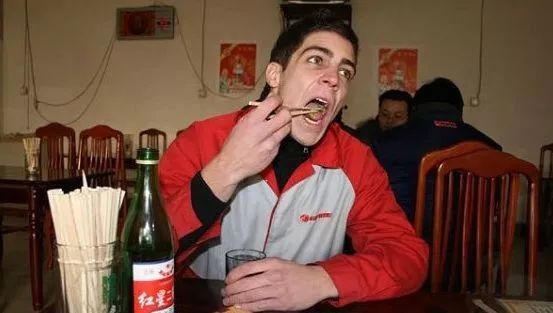 去中國(guó)吧，你會(huì)愛(ài)上她！美版“知乎”用戶為中國(guó)點(diǎn)贊！