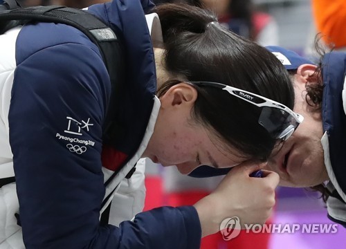 韓國(guó)隊(duì)內(nèi)訌：速滑女將嘲諷孤立隊(duì)友 57萬(wàn)民眾請(qǐng)?jiān)笇⑵溟_(kāi)除