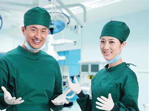 ill和sick用法不一樣？表達“身體不舒服”時可別選錯了！