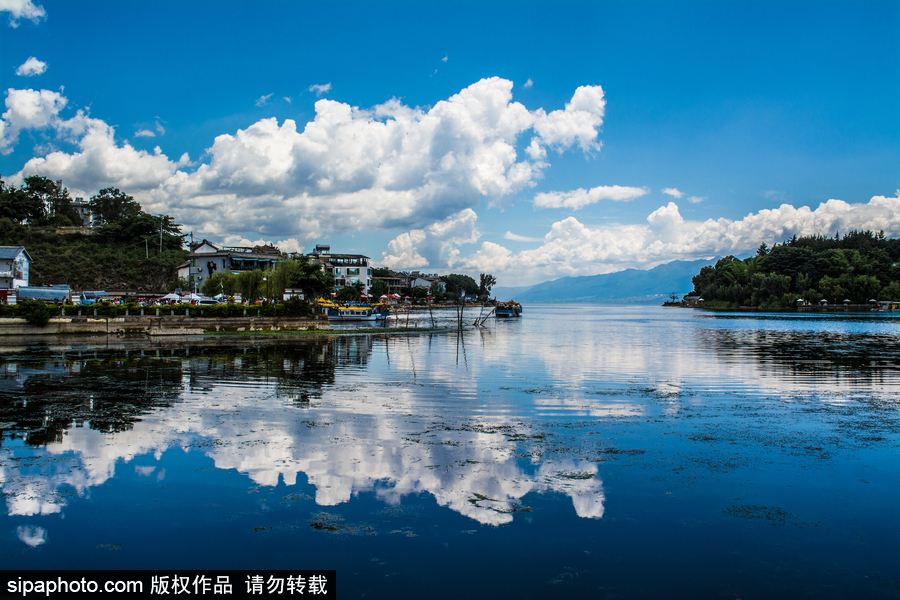 藍(lán)天白云刷屏！盤點(diǎn)風(fēng)清日朗的絕美風(fēng)光 為眼睛降溫