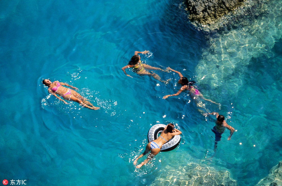 撲面而來的清涼！這個夏日來一場藍色主題旅行吧（組圖）